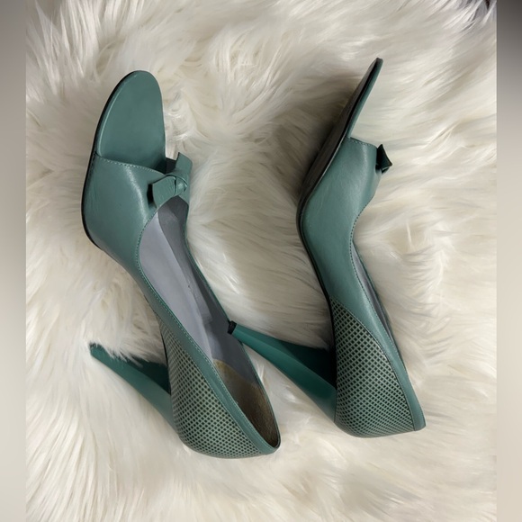 BCBG Peeptoe Heels - Picture 6 of 8